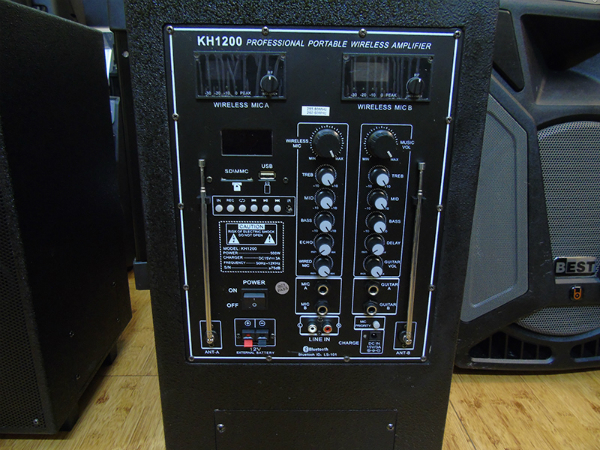 Một thiết bị tốt là thiết bị sở hữu nhiều cổng kết nối phổ biến, hiện đại.